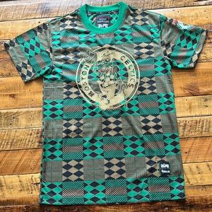 Boston Celtics Team Kente Print Performance T-Shirt